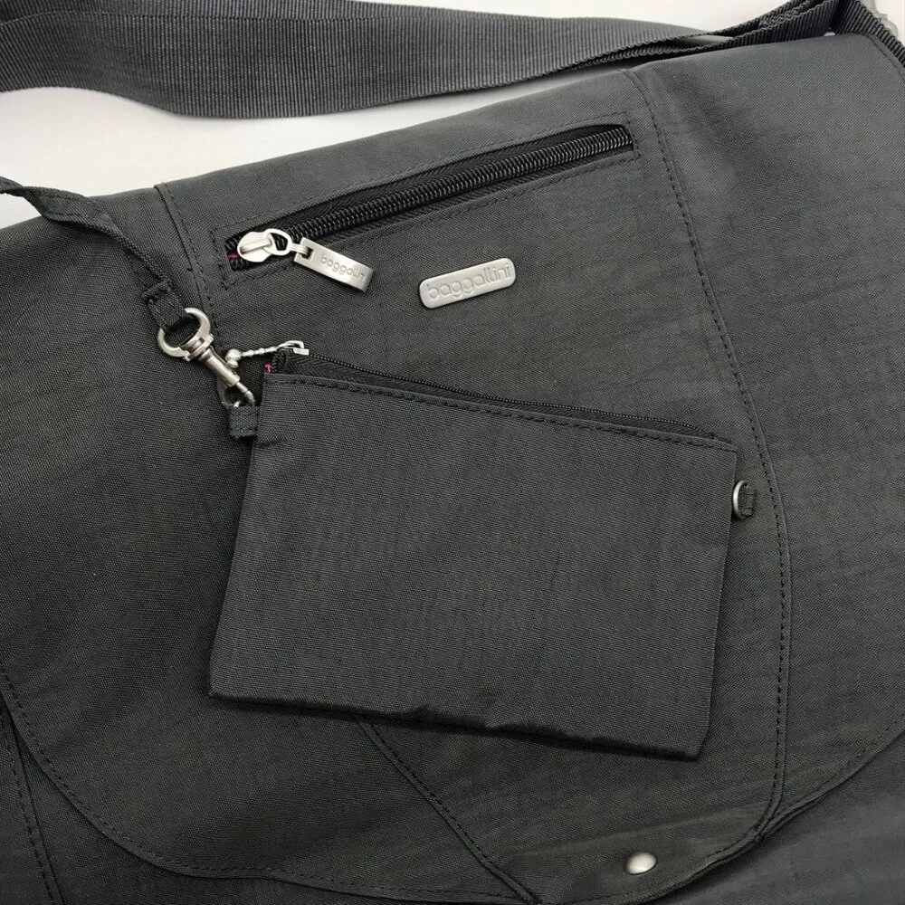 Baggallini Neighborhood Gray Nylon Laptop Messenger Bag